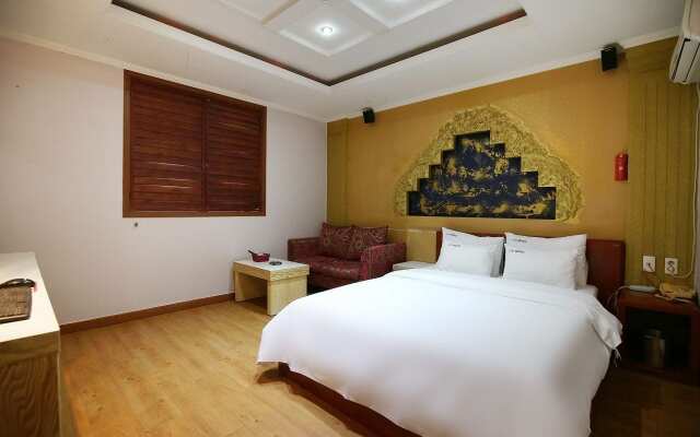 Hotel Rooky