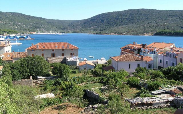 Apartment Mici 1 - great location and relaxing: A1  Cres, Island Cres