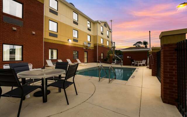 Comfort Inn & Suites Chipley