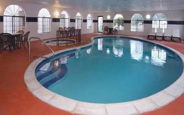 Comfort Suites at UNT