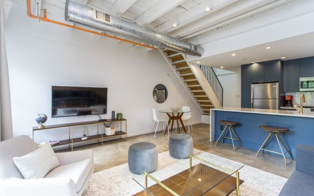 Inventors Loft 3 - Relax/play/explore- Center City