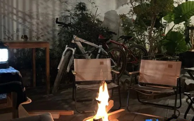 Xiangmo Youth Hostel