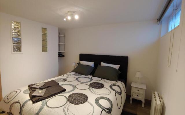 Joli 2 pièces Neuf façon Casa de Papel