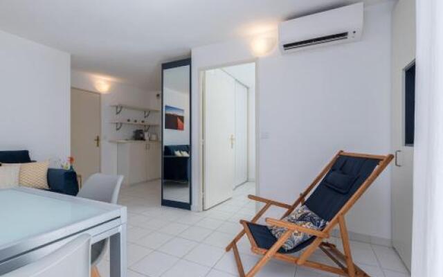 Comfortable 1 Bdr Downtown - AC & Parking