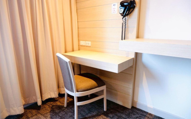 FuramaXclusive Pratunam Park Hotel