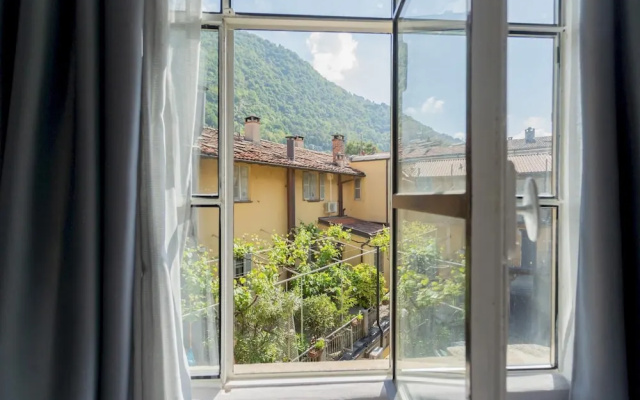 Co-c933-pgma3b2 - Sant Agostino 180 Window on Lake Como