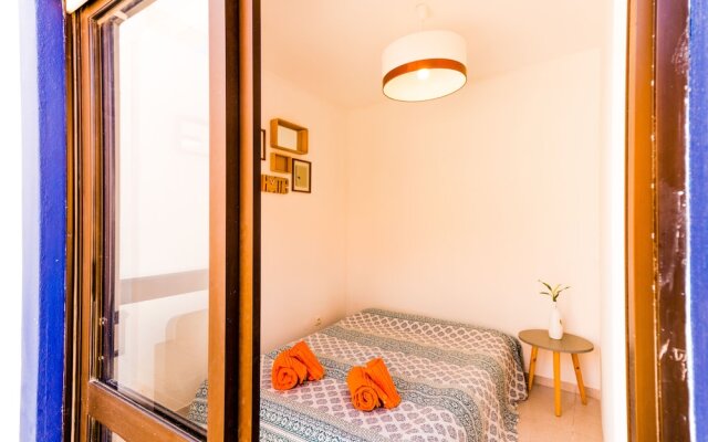 Charming 2-bed Apartment in Armacao de Pera