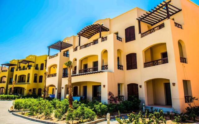 El Gouna Luxurious 2BR + Pool, Lagoon view in Sabina