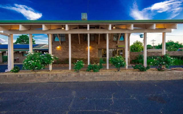 All Travellers Motor inn