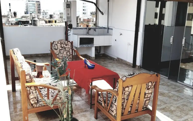 Sebris Cafic Art Gallery House