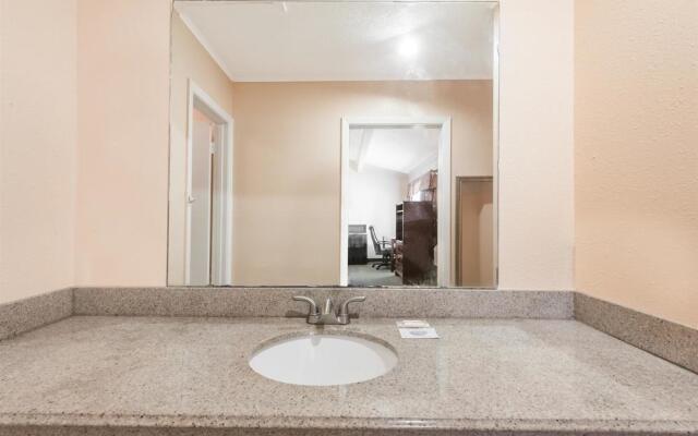 Knights Inn Lake Charles