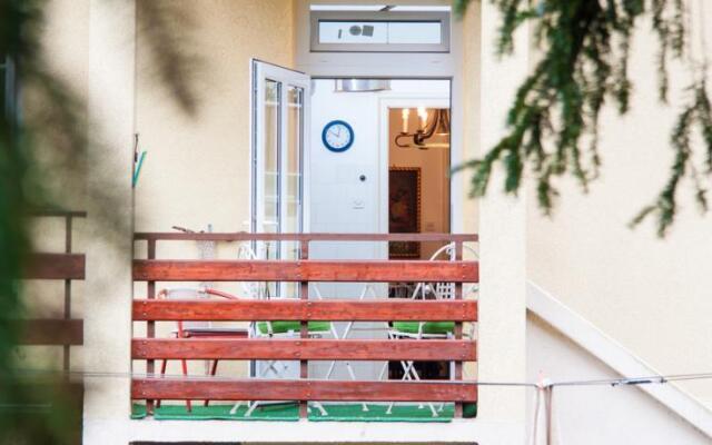 Authentic Zagreb Apartment with Garden