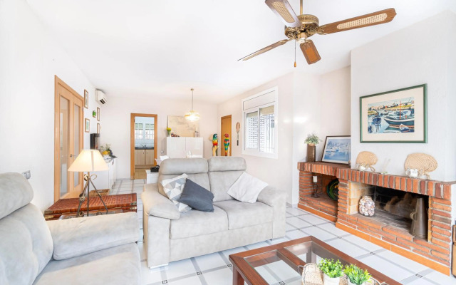 Cambrils-4BD-Piscina-BBQ-PetFriendly-Port Aventura