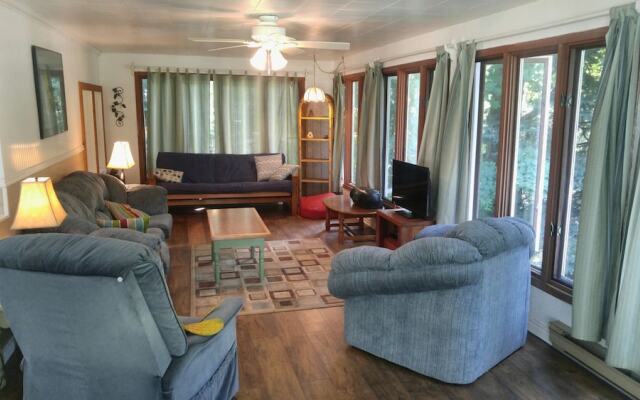 Pams 2 bedroom Cottage