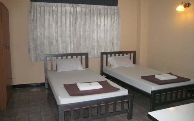 Pakchong Hotel