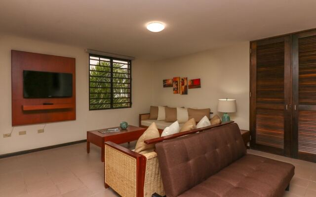 The Plaza Suites