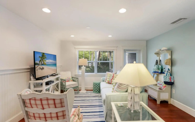 Bean Point Beach Cottage - 709 N Bay