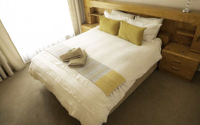 Fully Equipped Self Catering Unit