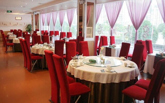 Zhuhai Biwan Hotel