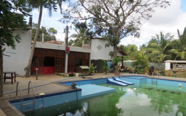 Thampa Tourist Hotel in Vavuniya