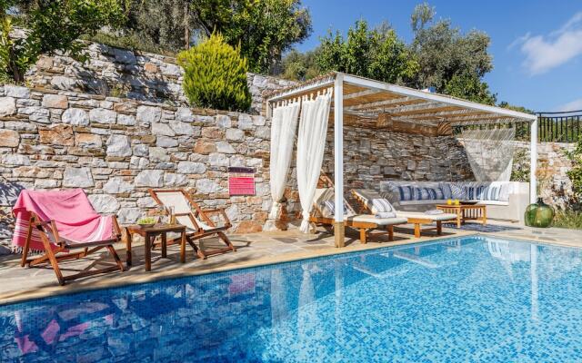 Villa Avaton With Magnificent sea View and Skopelos Town