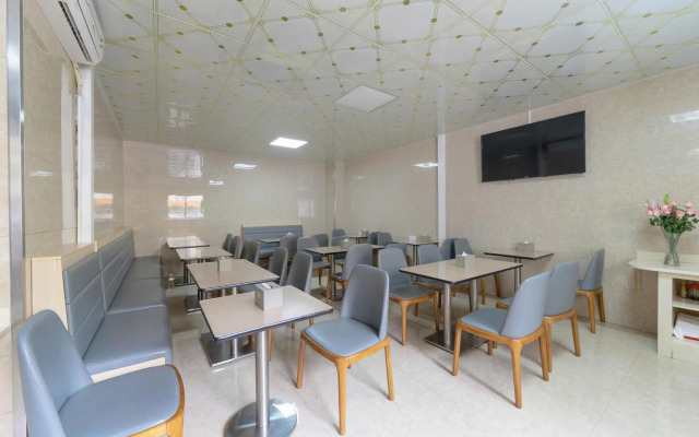 Vienna Hotel (Dongguan Dalang Bus Station)