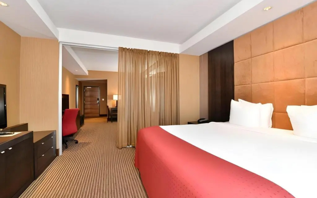 Edmonton Hotel and Convention Centre