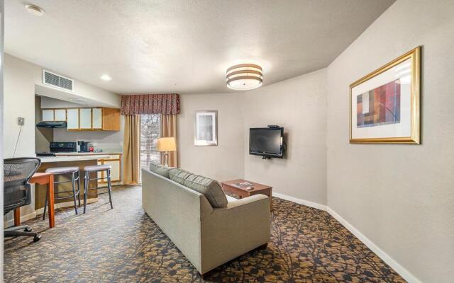 Quality Suites Atlanta Buckhead Village North