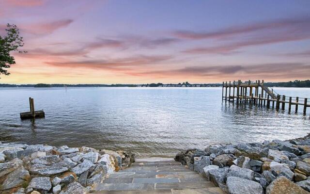 Sterling on Strawpocket