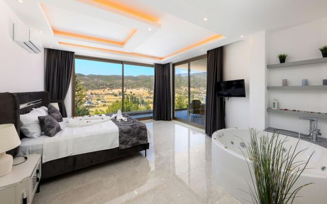 Villa Taha in Kas With 3 Bedrooms and 3 Bathrooms