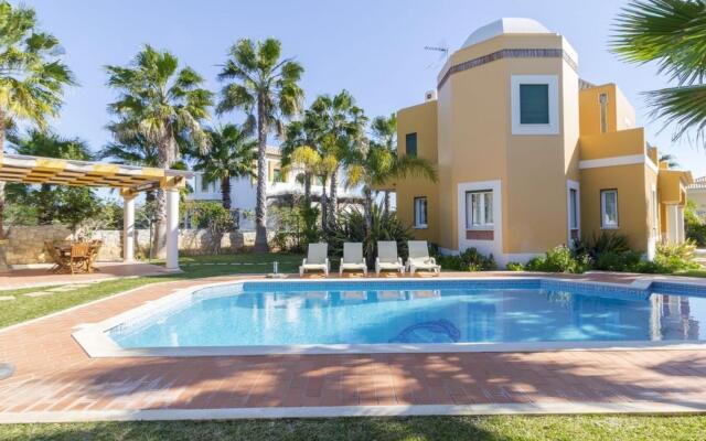 V4 Alegria (V2G2) in Albufeira