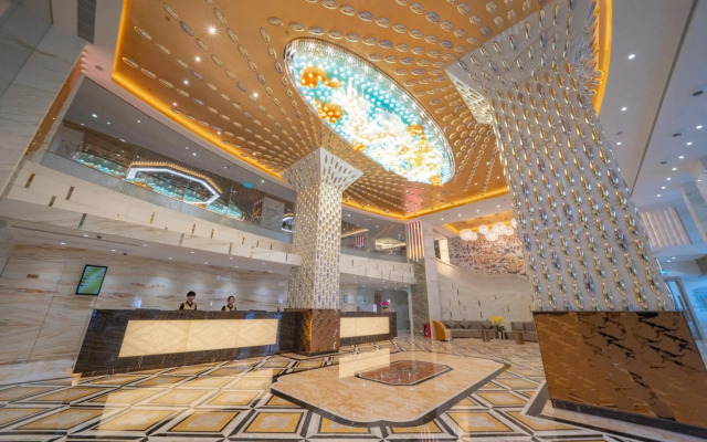 Hotel Golden Dragon
