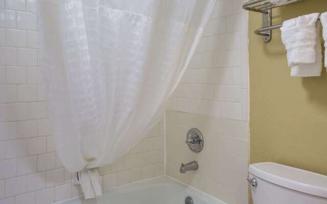 Econo Lodge Inn & Suites Hardeeville-I-95