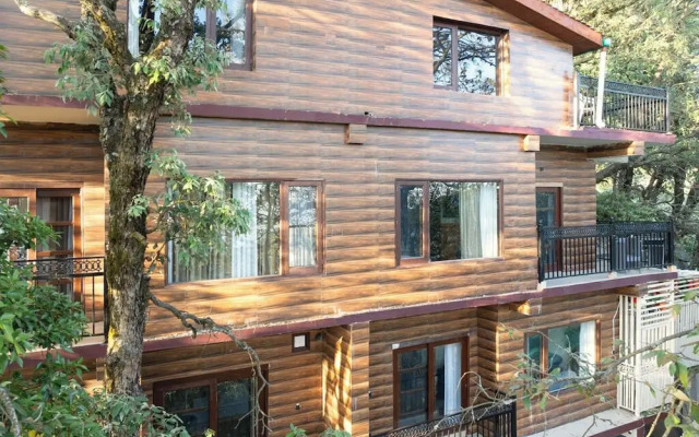 The Pine Retreat - Mall Road Dalhousie