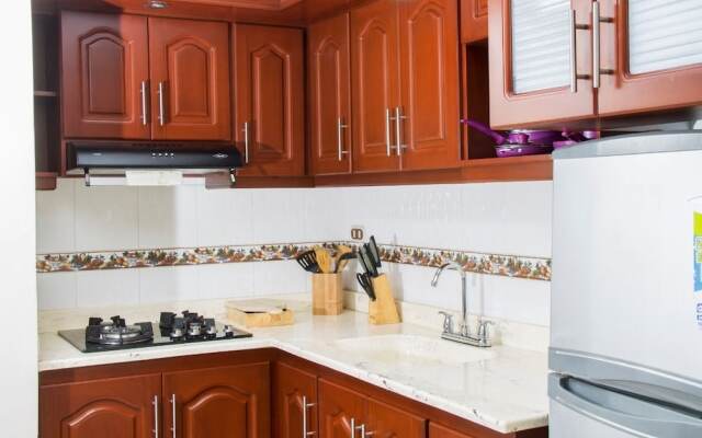 Shofar Apartahotel