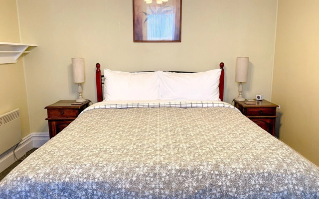 Tongariro Crossing Lodge