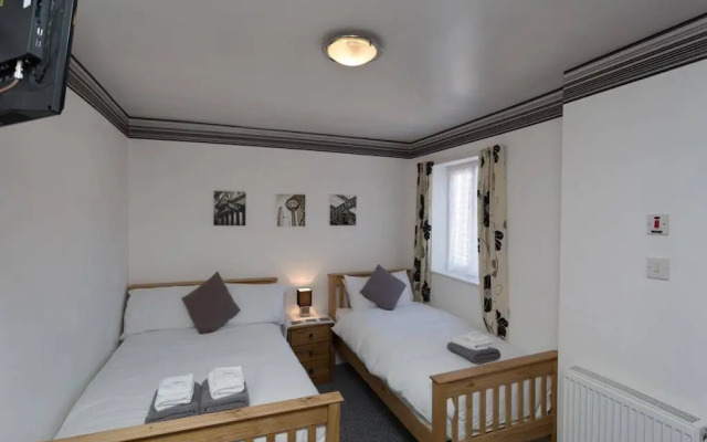 Deneside Guest House
