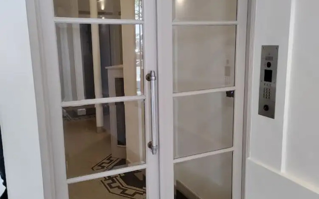Zola Riverview Great 2 Bedroom in Paris