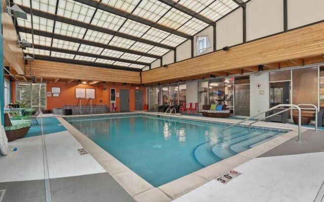 CozySuites at Mill District