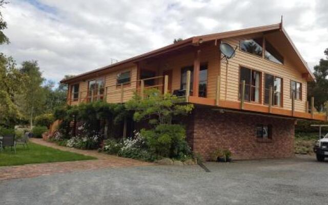 Wisteria Lodge Bed and Breakfast