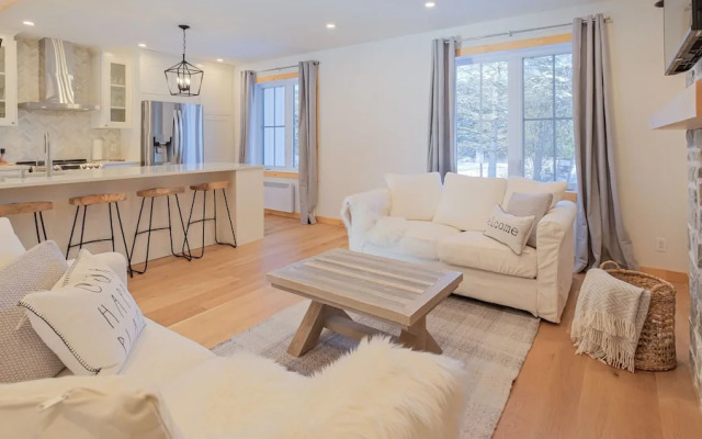 Station Farmhouse Tremblant