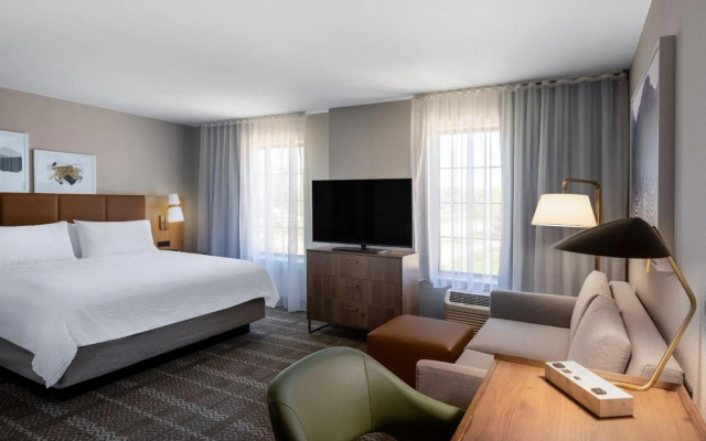 Staybridge Suites West Des Moines by IHG