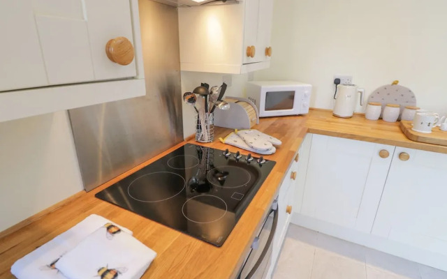 Bumble Cottage