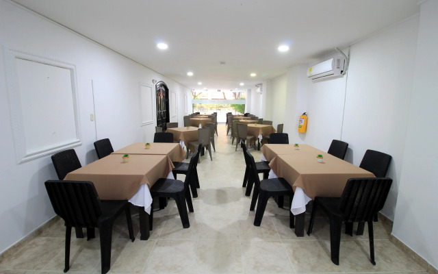 Hotel Rodadero Inn By GEH Suites