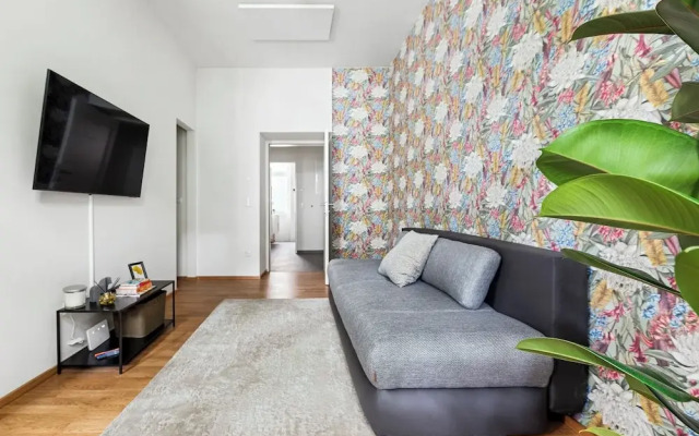 Schönbrunn City Apartment is calling