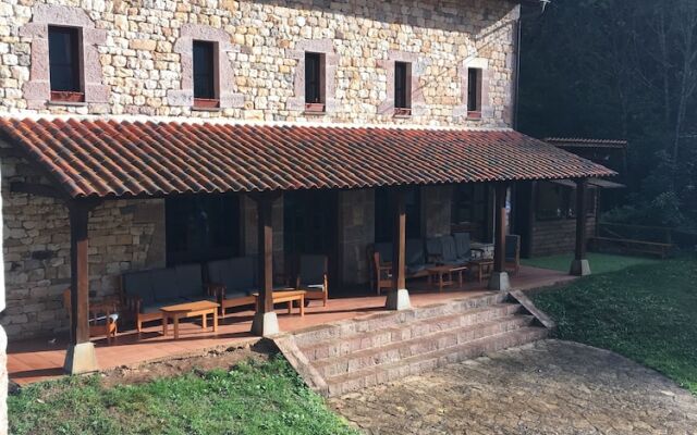 Albergue Cabrales - Hostel