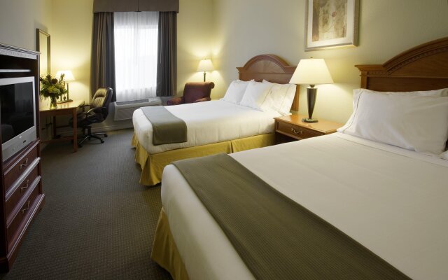 Holiday Inn Express Hotel & Suites Gananoque, an IHG Hotel