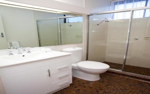 Connells Motel & Serviced Apartments