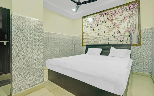 Oyo Flagship 805571 Hotel New Ss Palace.