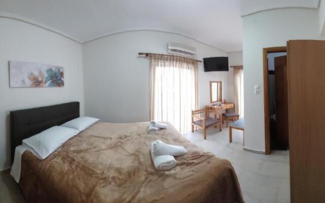 Polemarhos Guest House 9